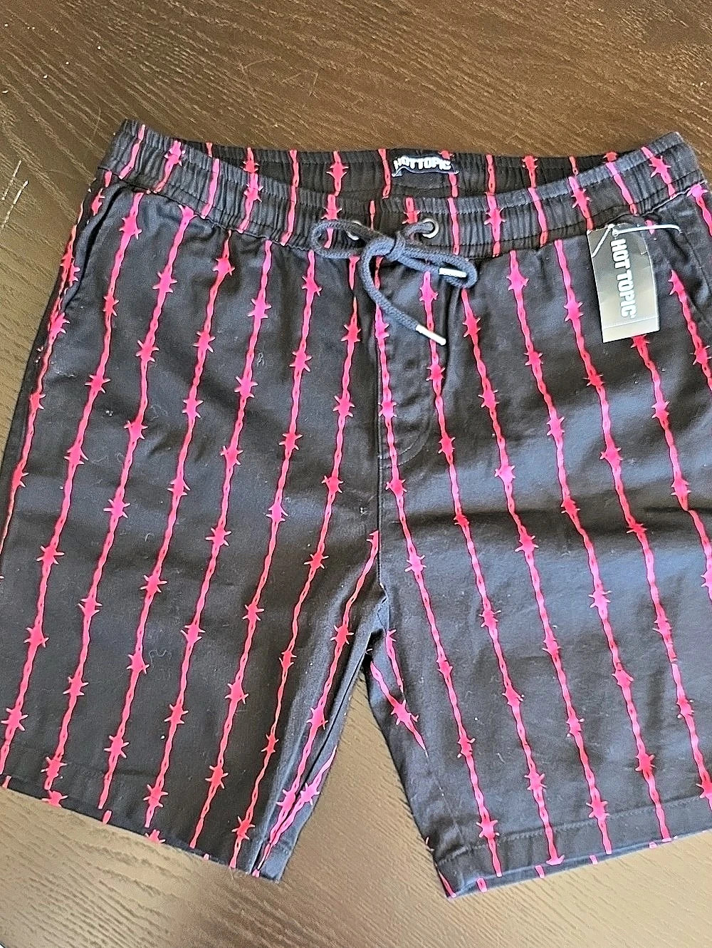 Hot Topic Edgy Patterned Shorts Size Medium NWT